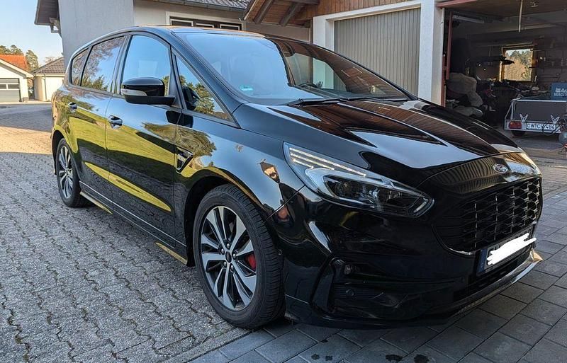 Gebraucht Ford S-MAX ST-Line 150 PS (110 kW) 2019 Schwarz Van / Kleinbus