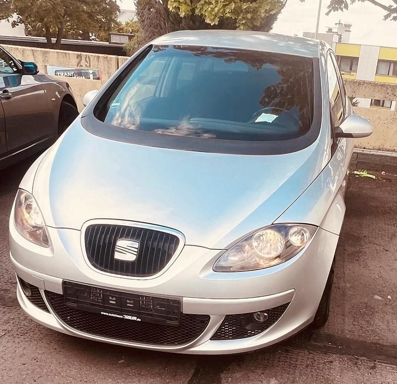 Silber Gebraucht 2005 Seat Altea Van / Kleinbus | 1.700 € (Superpreis) - Bild 1/4