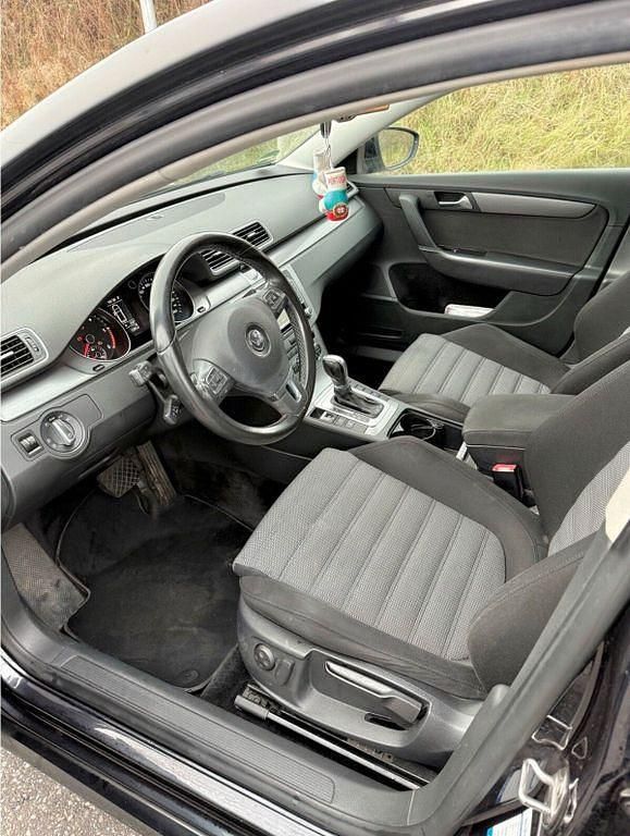 Gebraucht VW Passat Comfortline 140 PS (102 kW) 2013 Schwarz Kombi