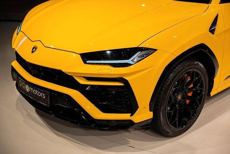 Usata Lamborghini Urus 650 CV (478 kW) 2020 Giallo SUV