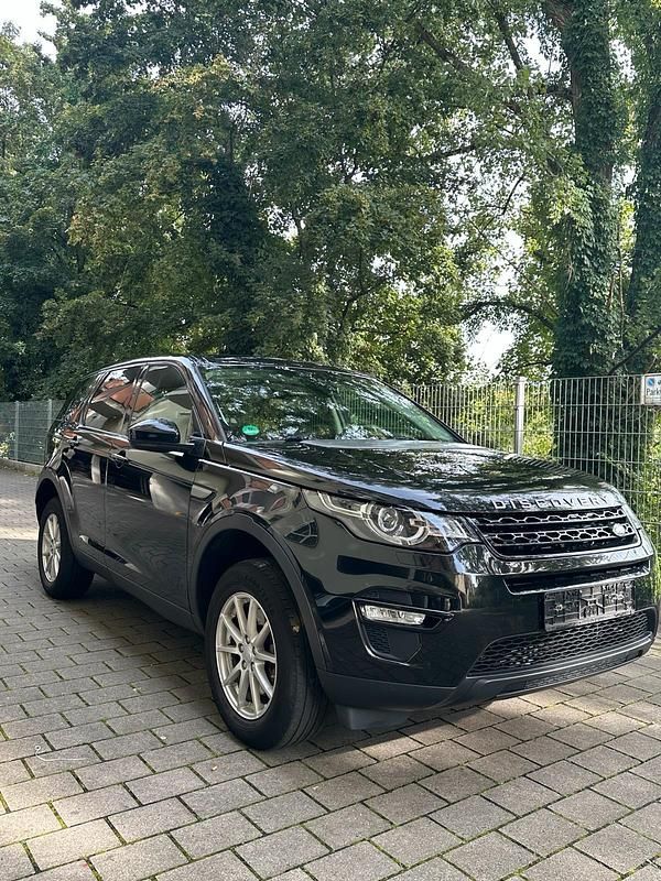 Schwarz Gebraucht 2016 Land Rover Discovery Sport SUV | 8.500 € (Superpreis) - Bild 1/4