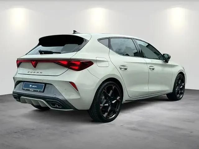 Usata Cupra Leon 150 CV (110 kW) 2024 Grigio Berlina