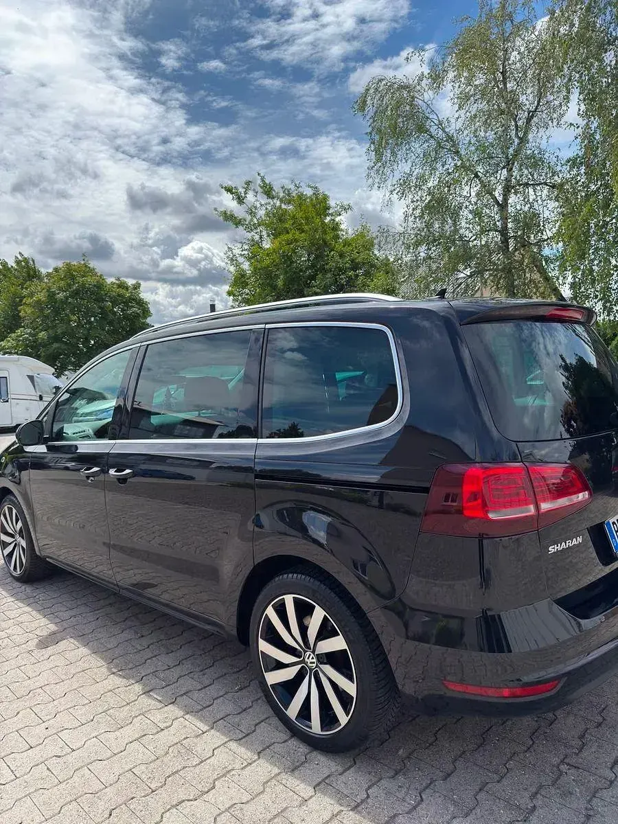 Gebraucht VW Sharan Highline 184 PS (135 kW) 2015 Schwarz Van / Kleinbus
