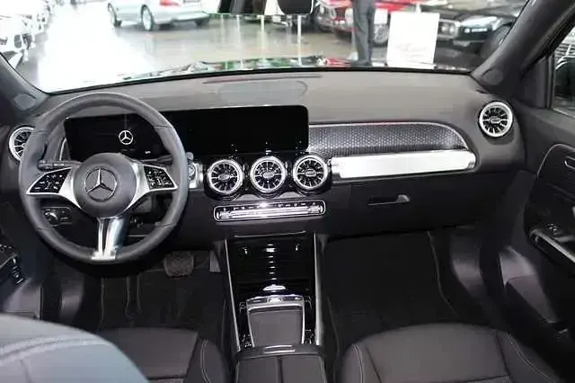 Gebraucht Mercedes GLB200 Progressive 2025 Schwarz SUV