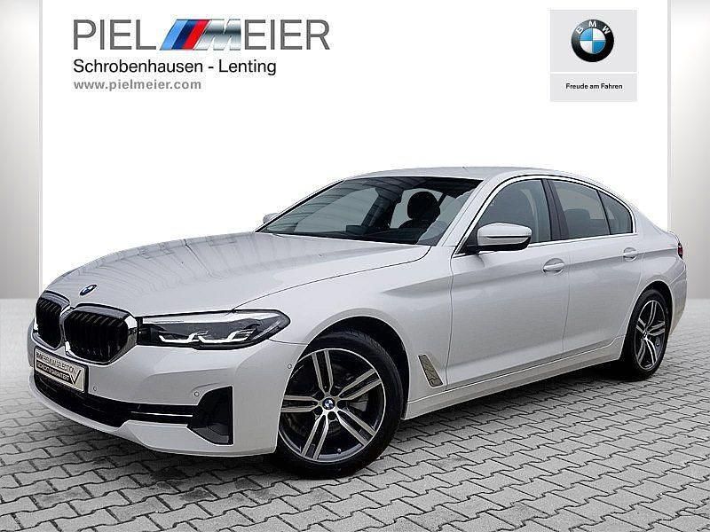Gebraucht BMW 520 184 PS (135 kW) 2023 Weiß Limousine