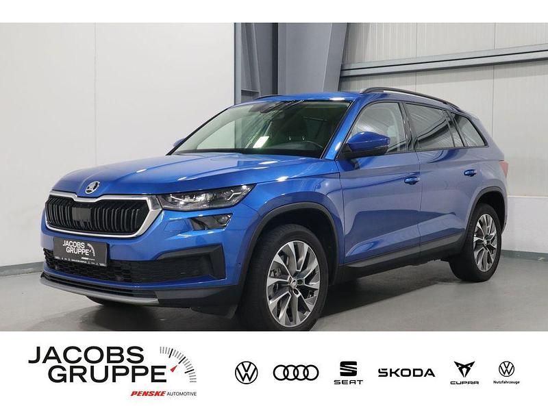 Blau Gebraucht 2022 Skoda Kodiaq Tour SUV | 33.275 € (Guter Preis) - Bild 1/4