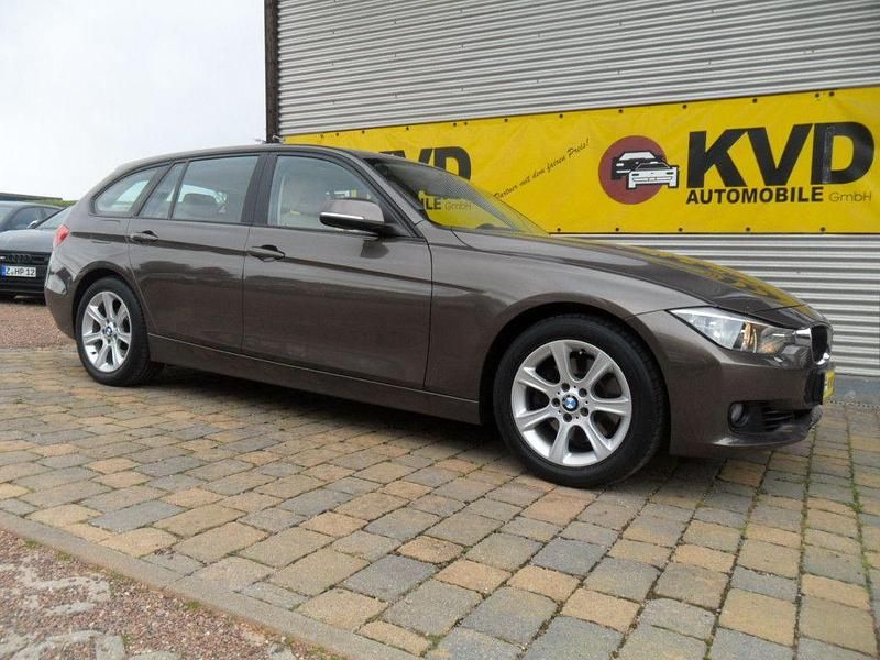 Gebraucht BMW 328 245 PS (180 kW) 2013 Braun Kombi