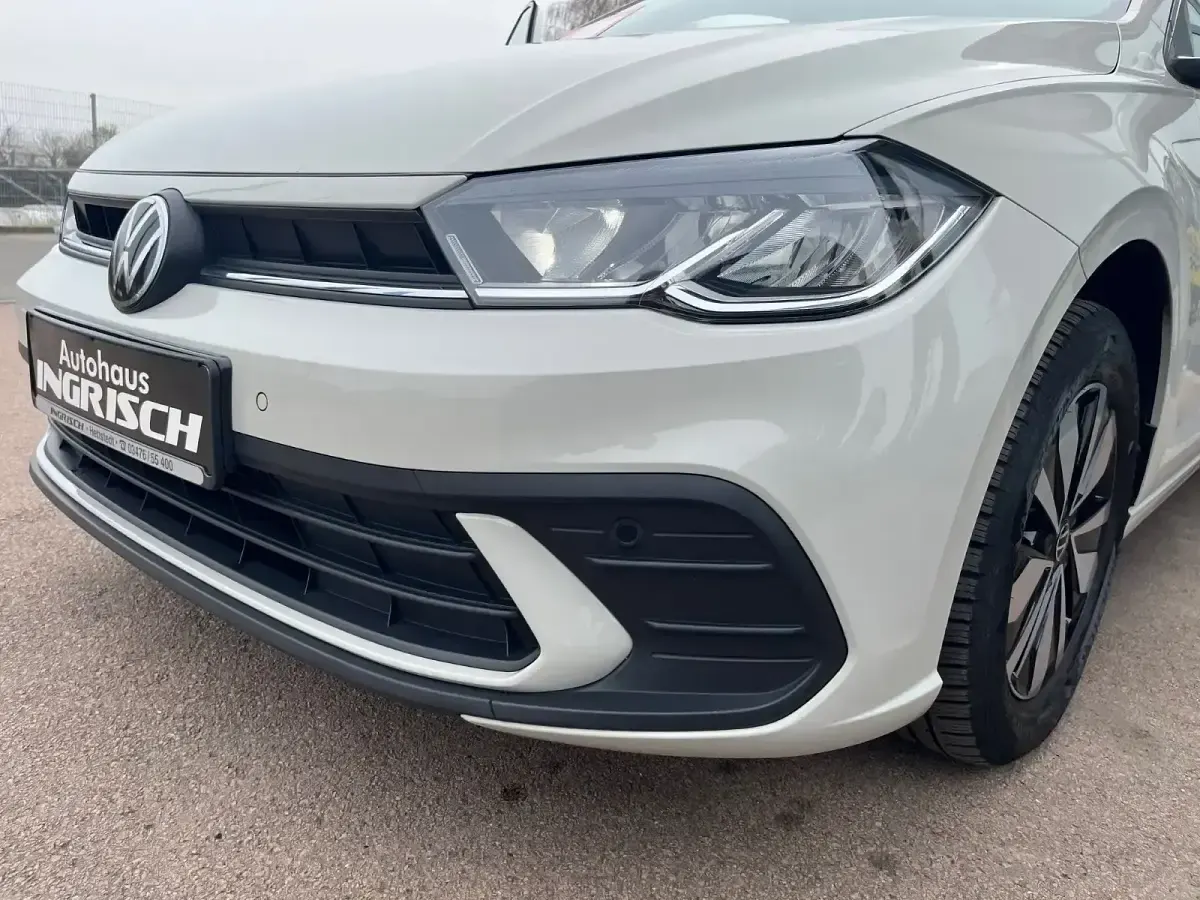 Gebraucht VW Polo Move 80 PS (58 kW) 2024 Grau Kleinwagen