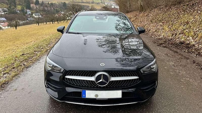Gebraucht Mercedes CLA250e Shooting Brake AMG line 160 PS (117 kW) 2020 Schwarz Kombi