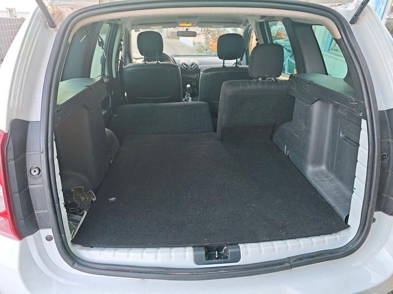 Gebraucht Dacia Duster Lauréate 105 PS (77 kW) 2012 Weiß SUV