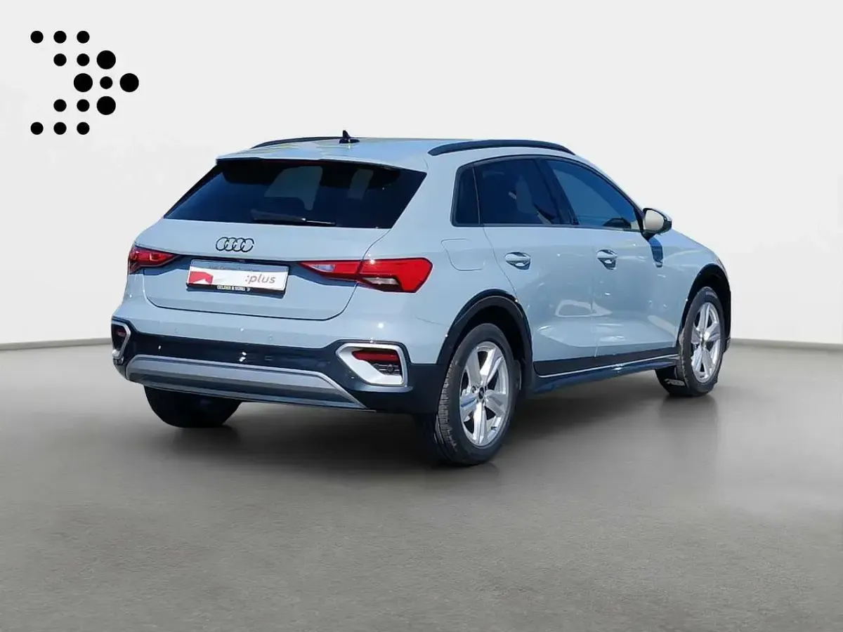 Gebraucht Audi A3 Ambiente 150 PS (110 kW) 2025 Pfeilgrau perleffekt Limousine
