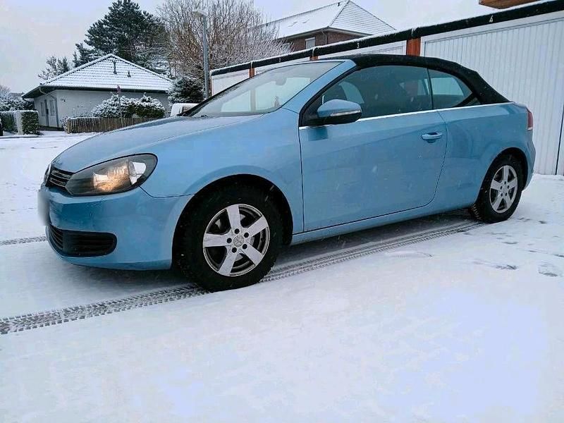 Gebraucht VW Golf Cabriolet 105 PS (77 kW) 2012 Blau Cabrio