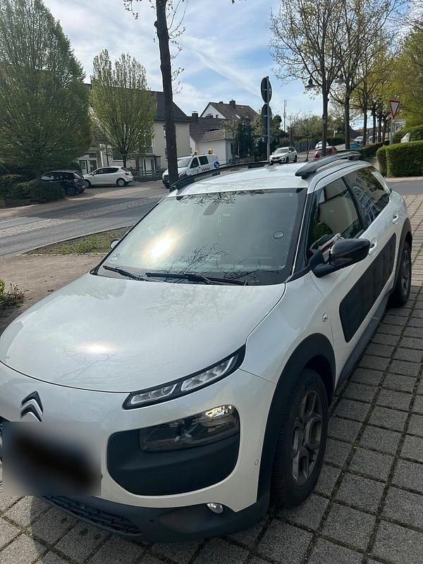 Gebraucht Citroën C4 110 PS (80 kW) 2016 Weiß SUV