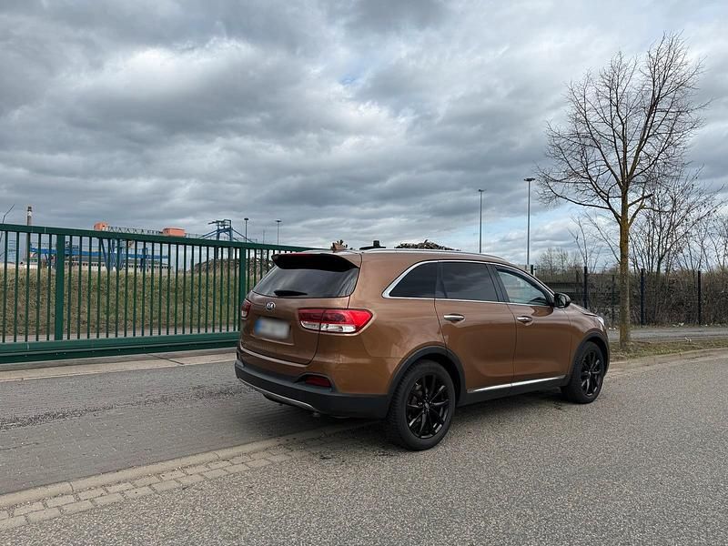 Używany Kia Sorento 200 KM (147 kW) 2016 Brązowy SUV