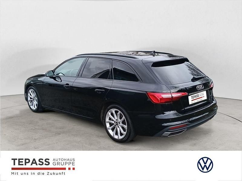 Gebraucht Audi A4 Basis 286 PS (210 kW) 2023 Schwarz Kombi