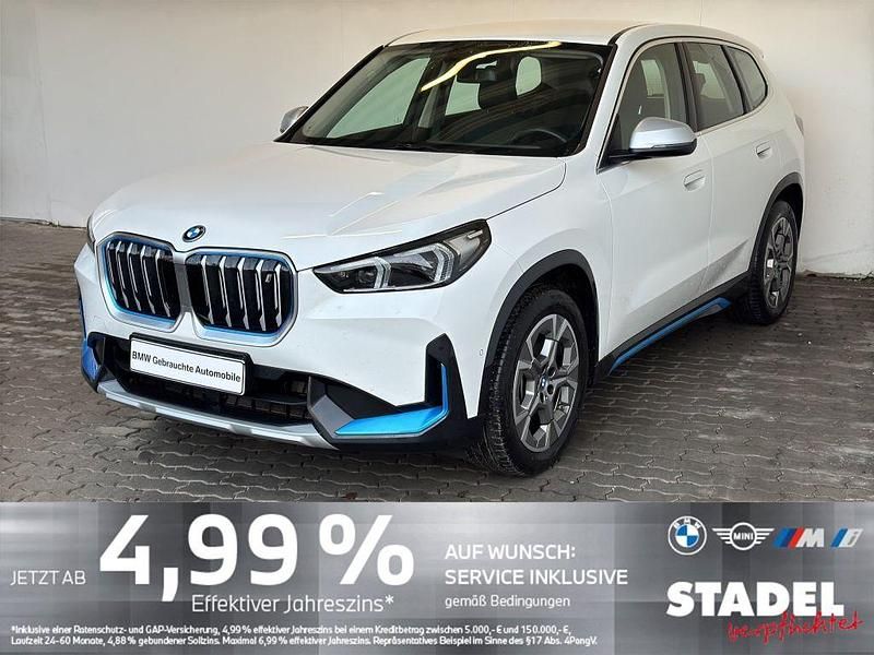 Weiß Gebraucht 2023 BMW iX1 xLine SUV | 32.579 € (Superpreis) - Bild 1/4