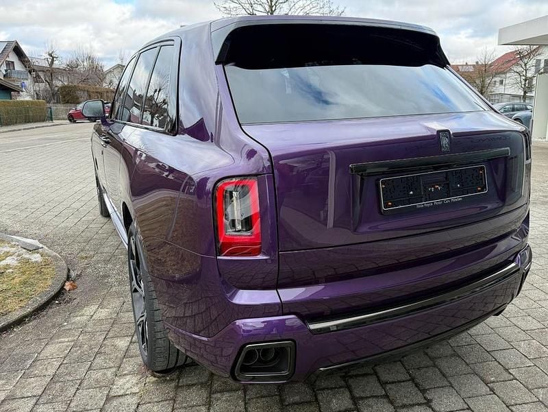 Neu Rolls Royce Cullinan 600 PS (441 kW) 2026 Violett SUV