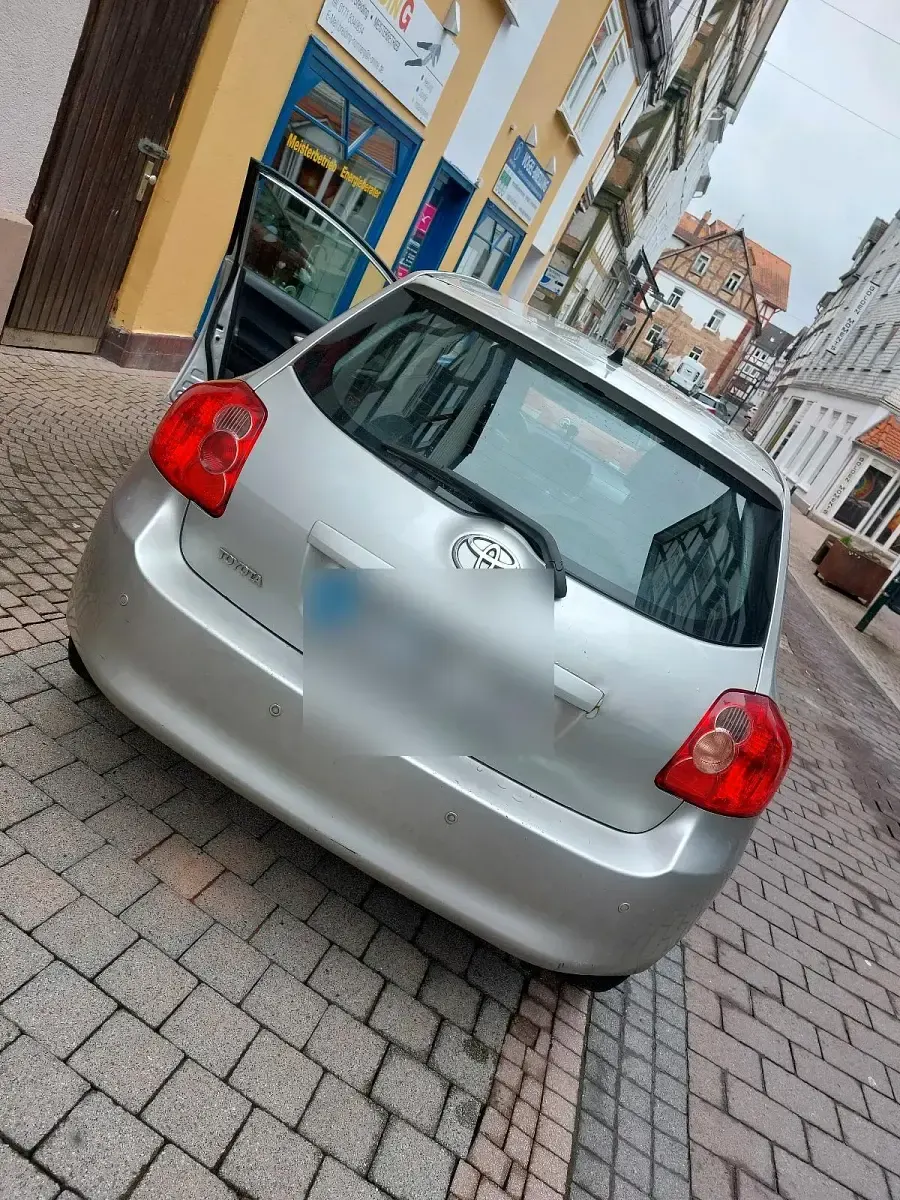 Gebraucht Toyota Auris 97 PS (71 kW) 2008 Kleinwagen
