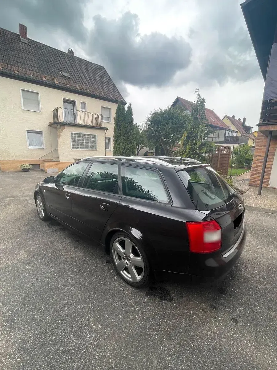 Gebraucht Audi A4 S-Line 131 PS (96 kW) 2004 Schwarz Kombi