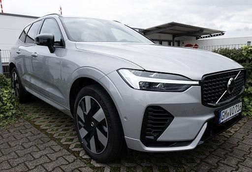 Gebraucht Volvo XC60 Plus 455 PS (334 kW) 2023 Silber SUV