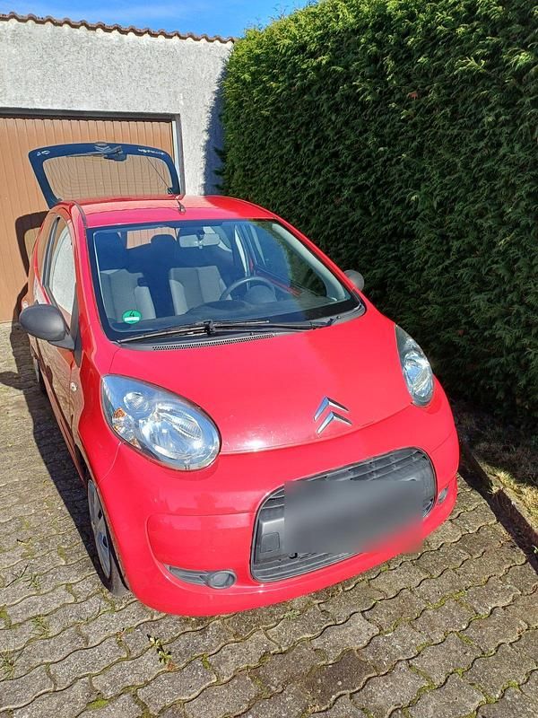 Rot Gebraucht 2009 Citroën C1 Kleinwagen | 1.200 € (Superpreis) - Bild 1/4