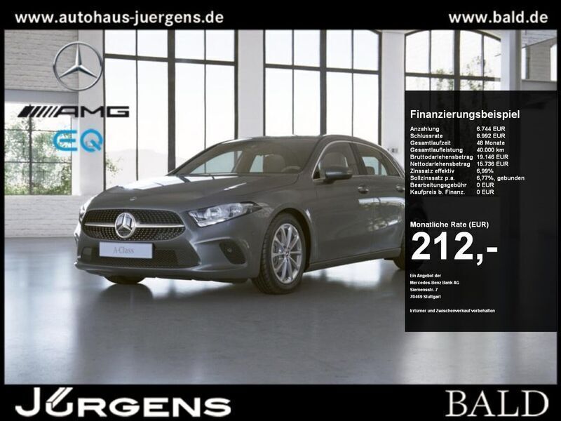 Mountaingrau met. Gebraucht 2020 Mercedes A180 Progressive Limousine | 22.980 € (Fairer Preis) - Bild 1/4