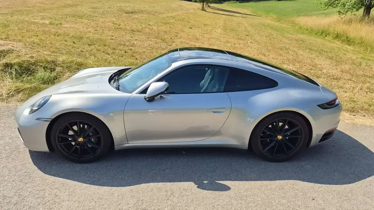 Gebraucht Porsche 911 Carrera 385 PS (283 kW) 2023 Silber Coupé