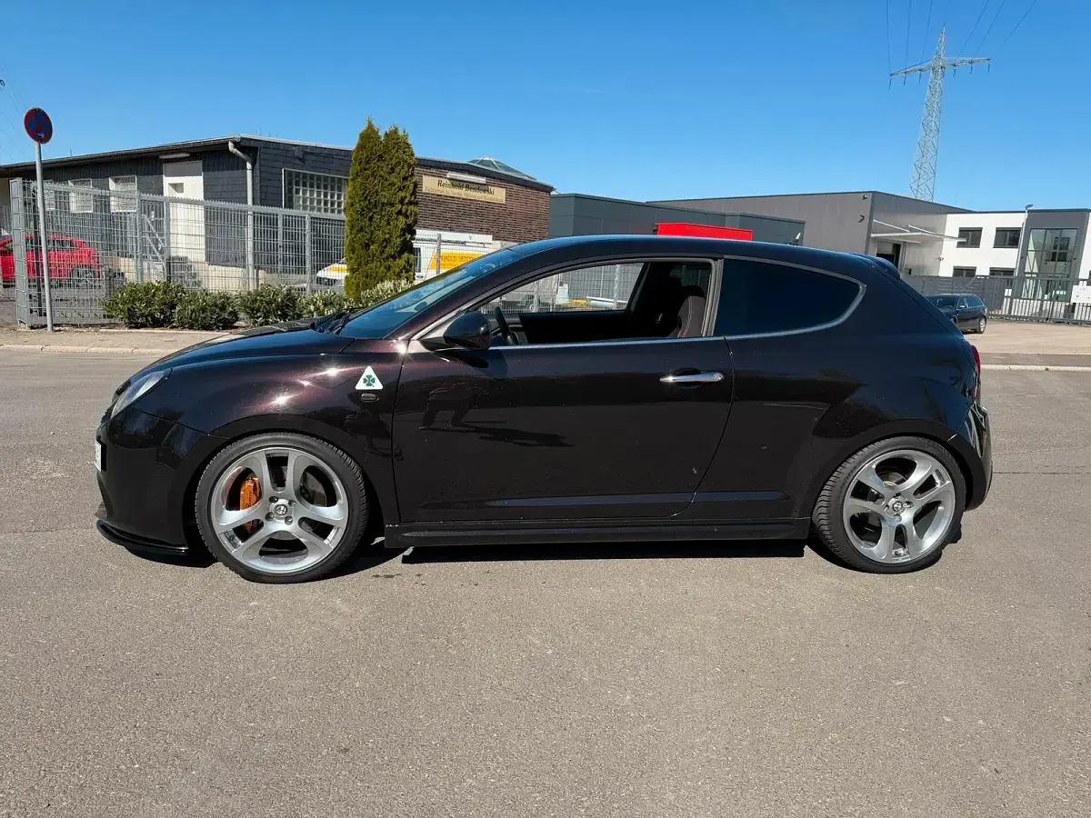 Gebraucht Alfa Romeo MiTo 155 PS (114 kW) 2009 Schwarz Kleinwagen