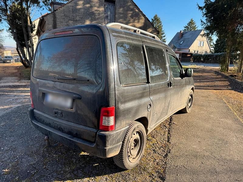 Schwarz Gebraucht 2006 Citroën Berlingo Van / Kleinbus | 500 € (Fairer Preis) - Bild 1/4