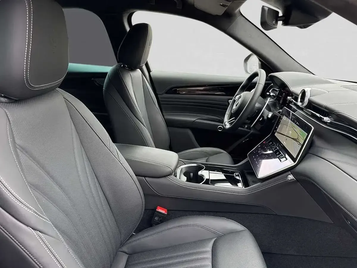 Gebraucht Maserati Grecale 330 PS (242 kW) 2026 Grau (grigio lava) SUV