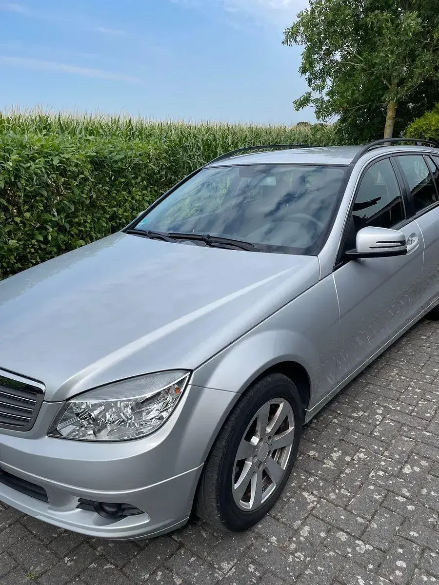 Gebraucht Mercedes C200 Classic 136 PS (100 kW) 2009 Silber Kombi