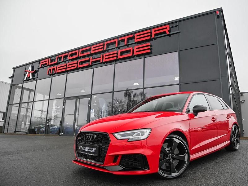 Gebraucht Audi RS3 Ambiente 400 PS (294 kW) 2019 Rot Limousine