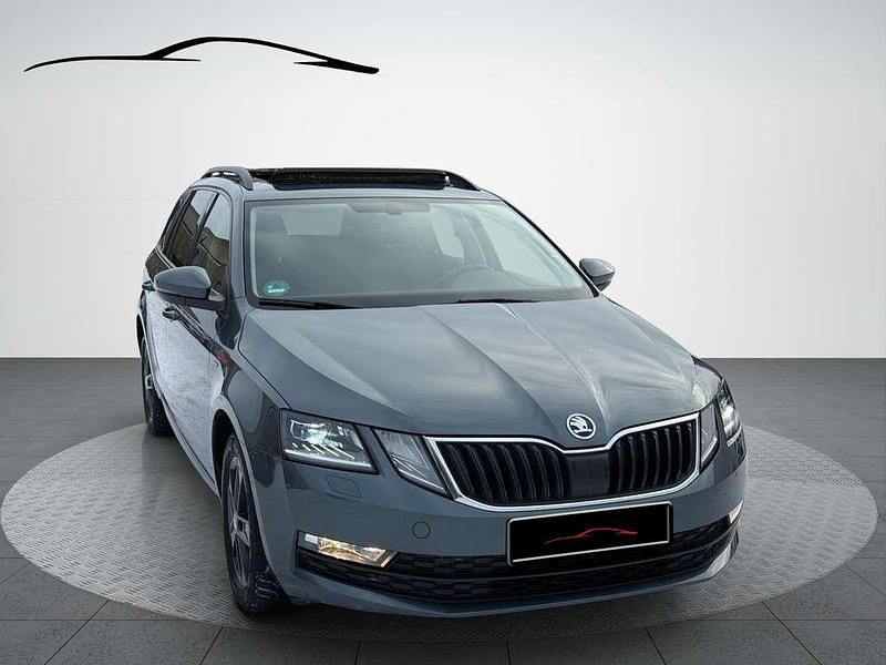 Gebraucht Skoda Octavia Clever 116 PS (85 kW) 2018 Quarzgrau metallic Kombi