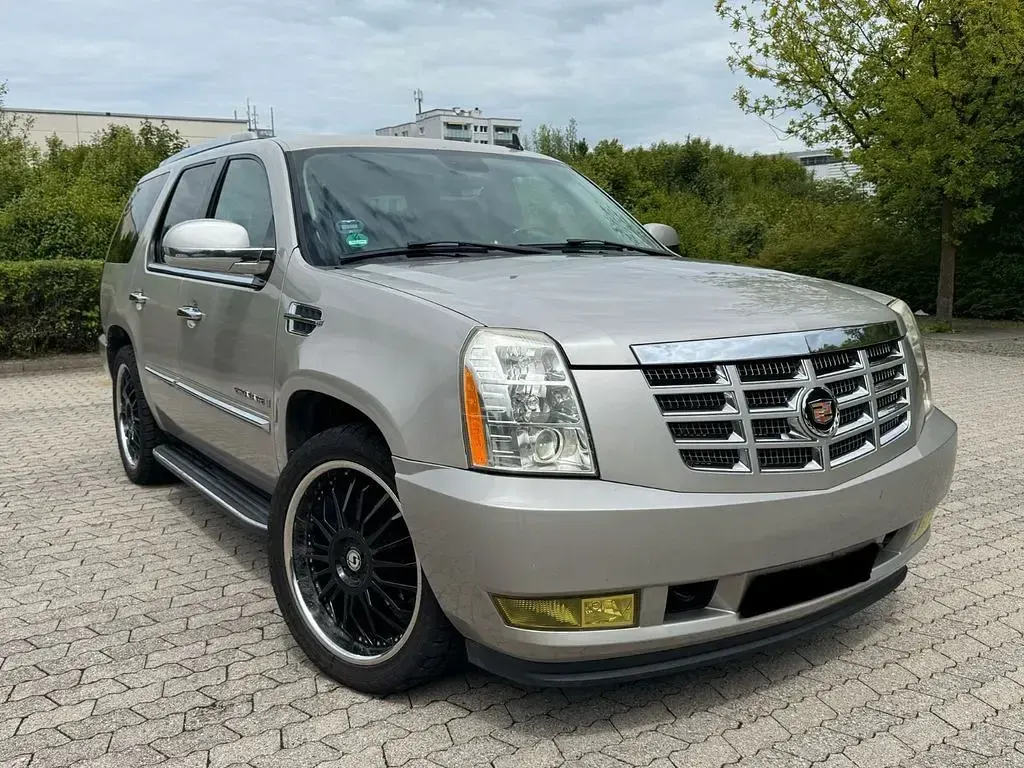 Gebraucht Cadillac Escalade 409 PS (300 kW) 2007 Grau SUV