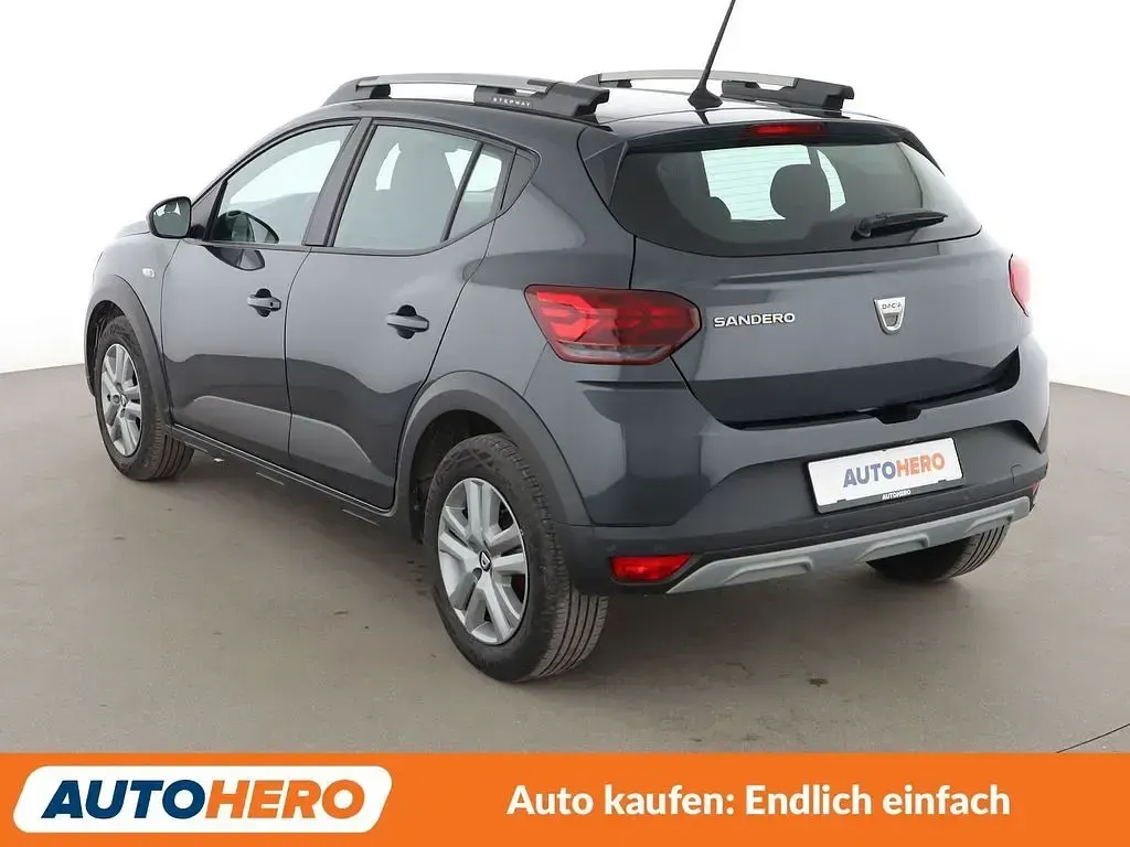 Gebraucht Dacia Sandero Comfort 91 PS (66 kW) 2021 Grau Limousine