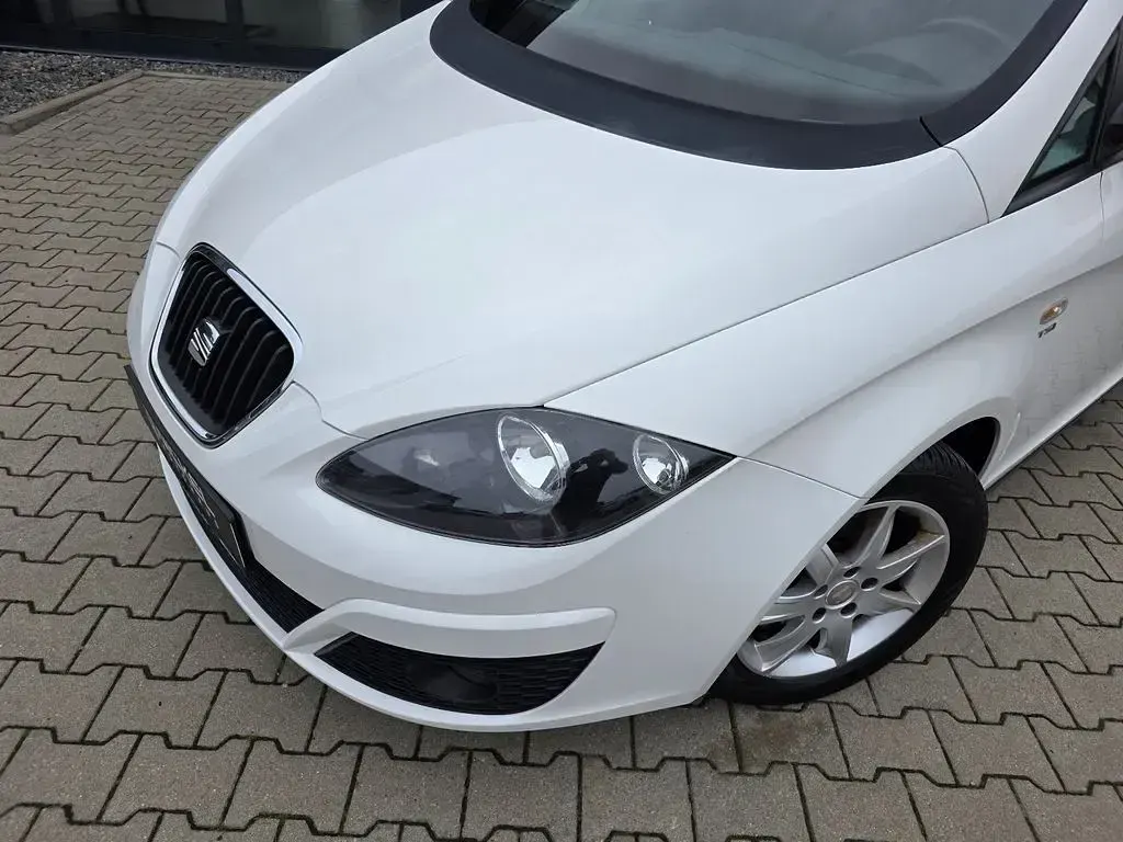 Gebraucht Seat Altea 105 PS (77 kW) 2010 Weiß Van / Kleinbus