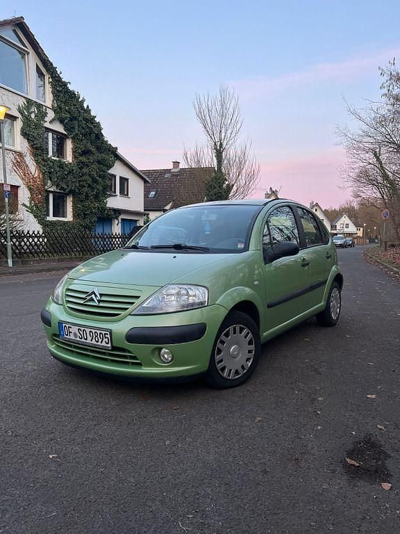 Gebraucht Citroën C3 73 PS (53 kW) 2003 Grün Limousine