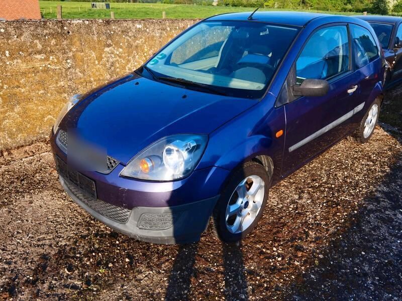 Violet Gebraucht 2007 Ford Fiesta Kleinwagen | 1.100 € (Guter Preis) - Bild 1/4