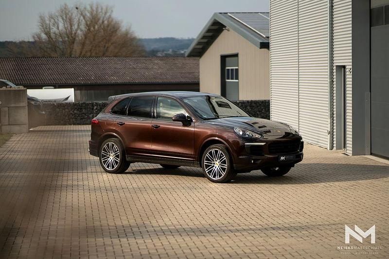 Second-hand Porsche Cayenne Platinum Edition 262 CP (192 kW) 2016 Maro SUV