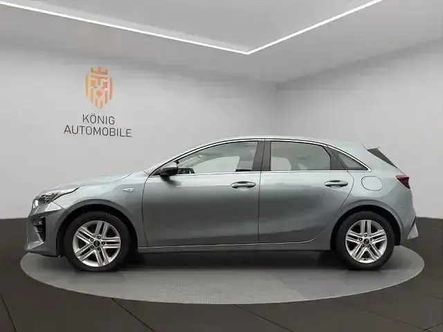 Gebraucht Kia Ceed Vision 136 PS (100 kW) 2019 Silber Kleinwagen
