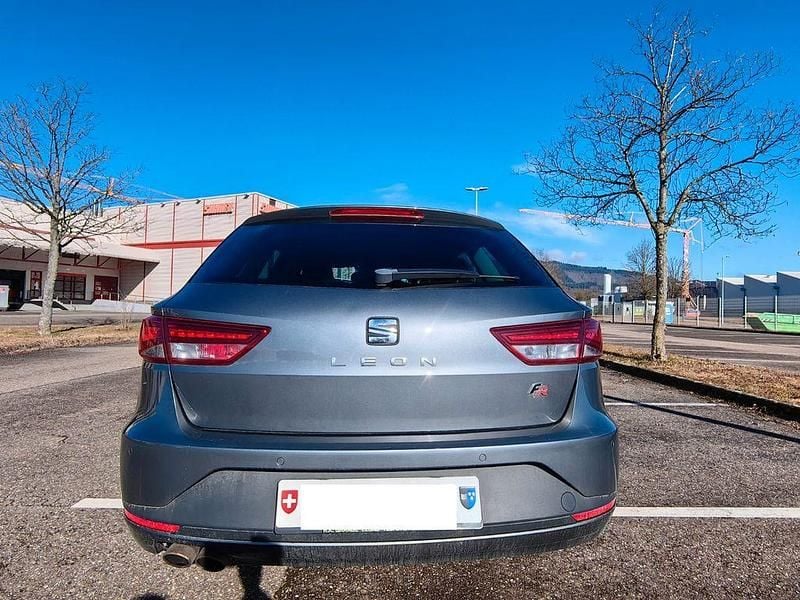 Gebraucht Seat Leon ST FR 180 PS (132 kW) 2014 Grau Kombi