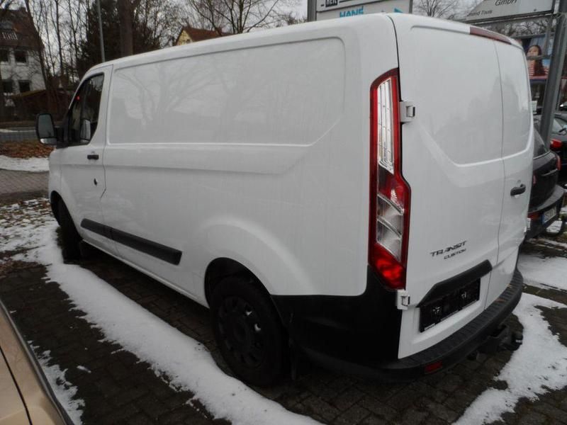 Gebraucht Ford Transit 105 PS (77 kW) 2019 Weiß Van / Kleinbus