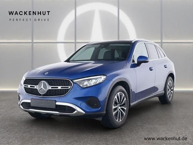 Gebraucht Mercedes GLC220 Avantgarde 197 PS (144 kW) 2024 Blau SUV