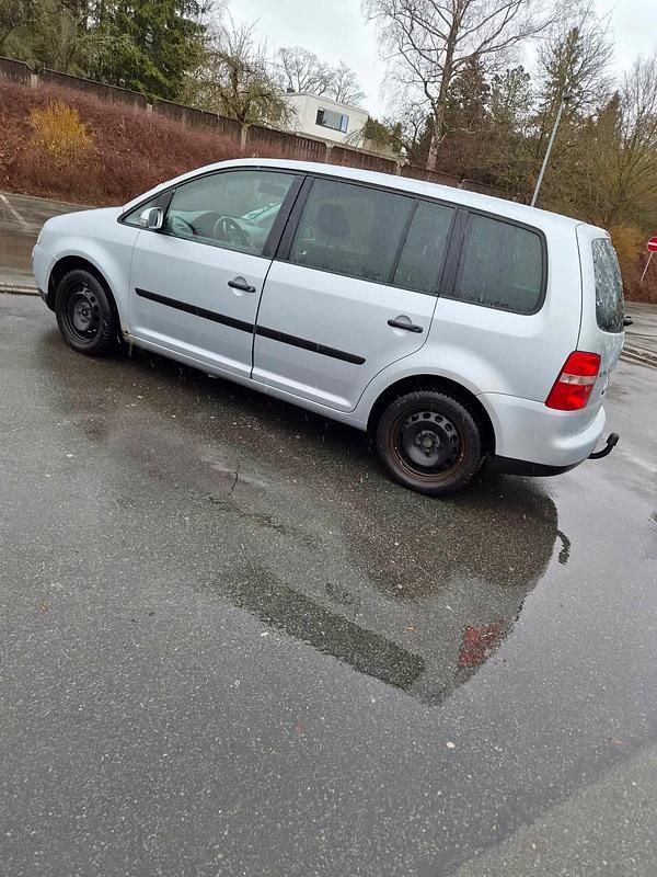 Gebraucht VW Touran 105 PS (77 kW) 2004 Grau Van / Kleinbus