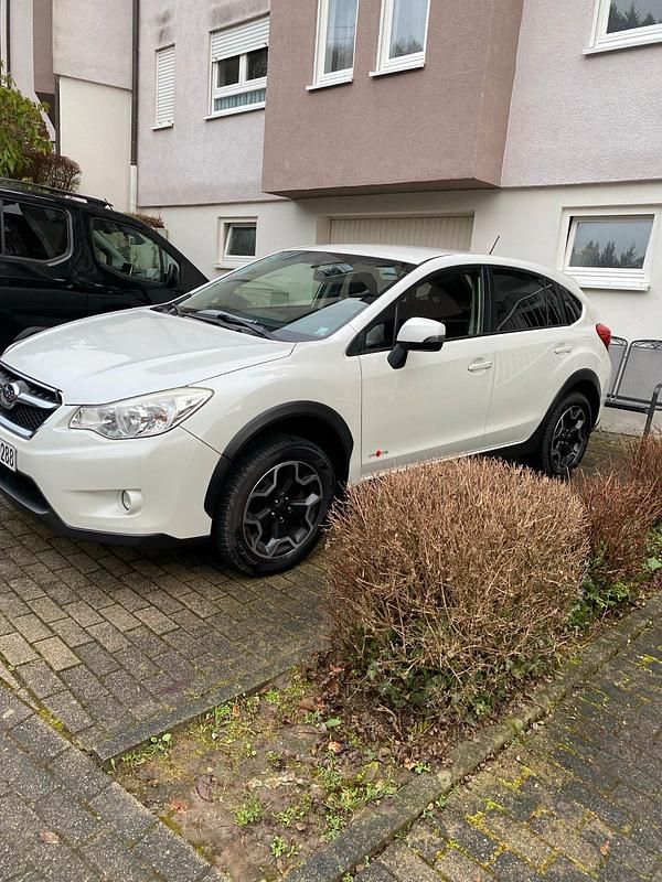 Weiß Gebraucht 2014 Subaru XV SUV | 5.870 € (Superpreis) - Bild 1/4