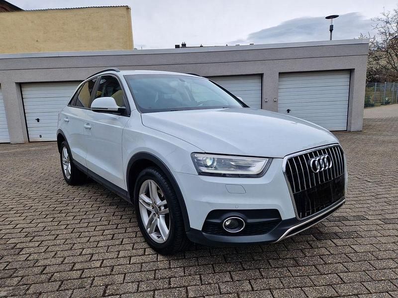 Weiß Gebraucht 2014 Audi Q3 Exclusive SUV | 11.700 € (Fairer Preis) - Bild 1/4