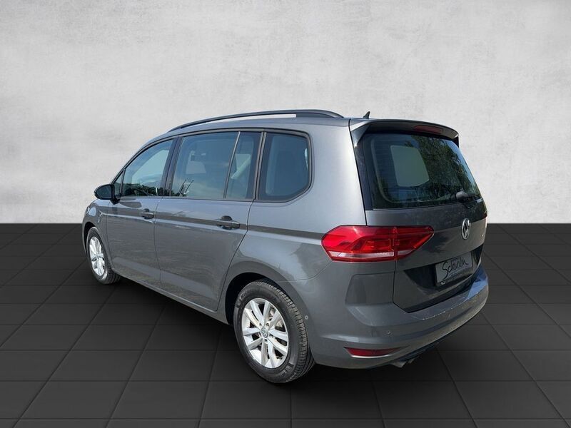 Gebraucht VW Touran 150 PS (110 kW) 2016 Grau Van / Kleinbus
