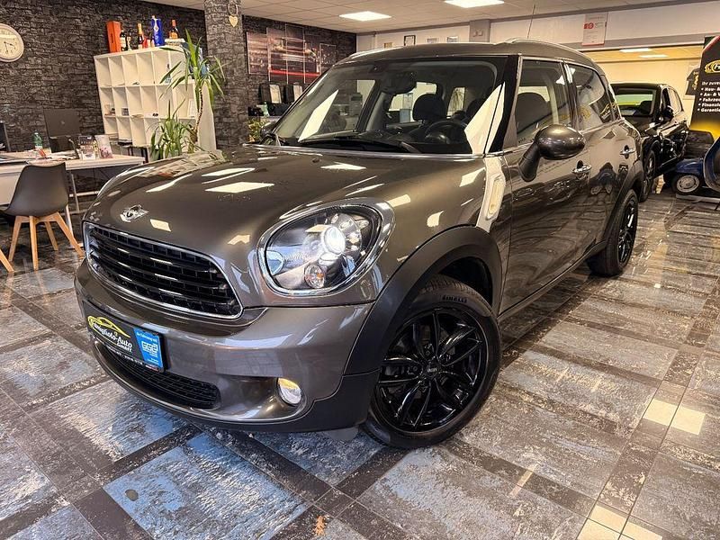 Grau Gebraucht 2014 Mini One Countryman SUV | 8.950 € (Fairer Preis) - Bild 1/4