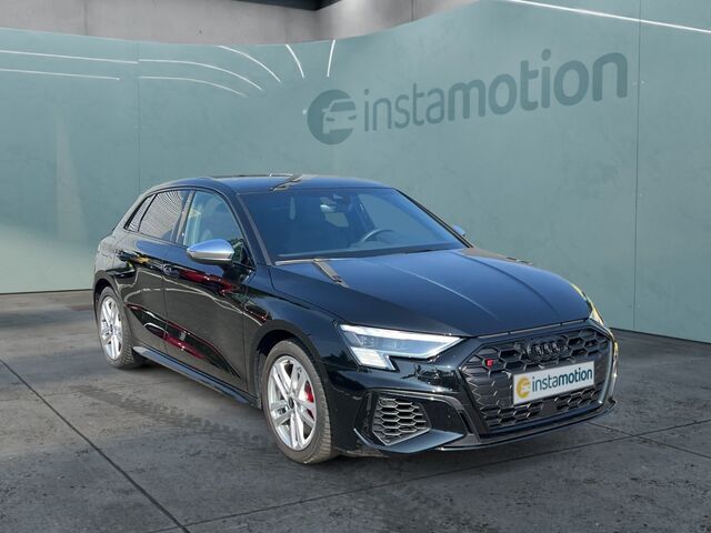 Gebraucht Audi S3 Ambiente 310 PS (228 kW) 2023 Schwarz Limousine