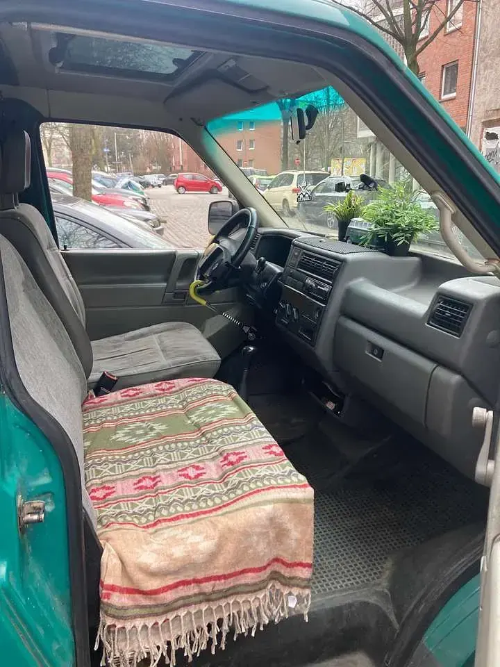 Używany VW Transporter 102 KM (75 kW) 1996 Zielony Van